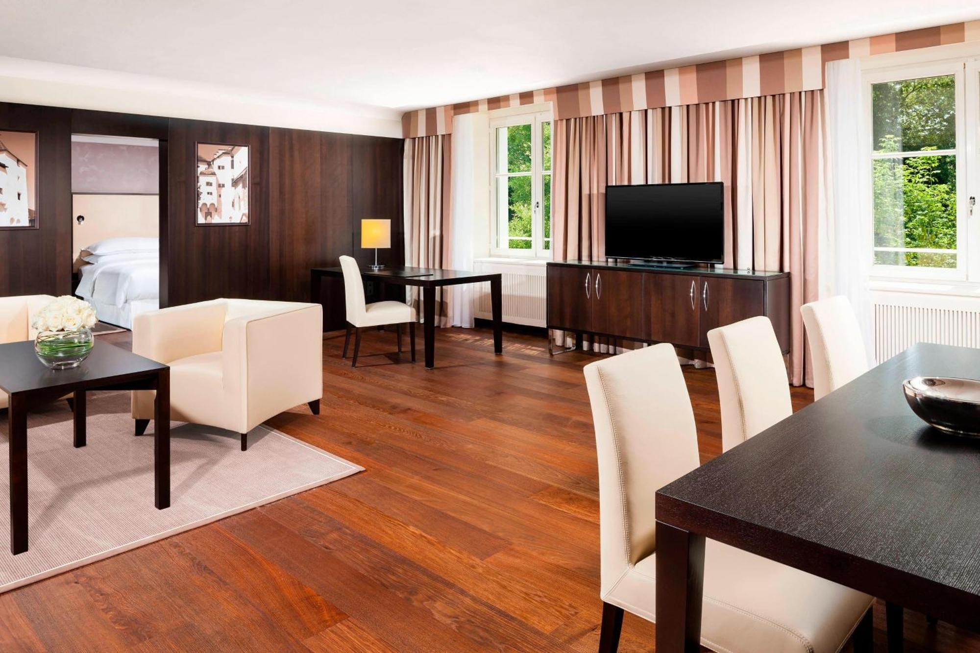Sheraton Grand Salzburg Exterior photo