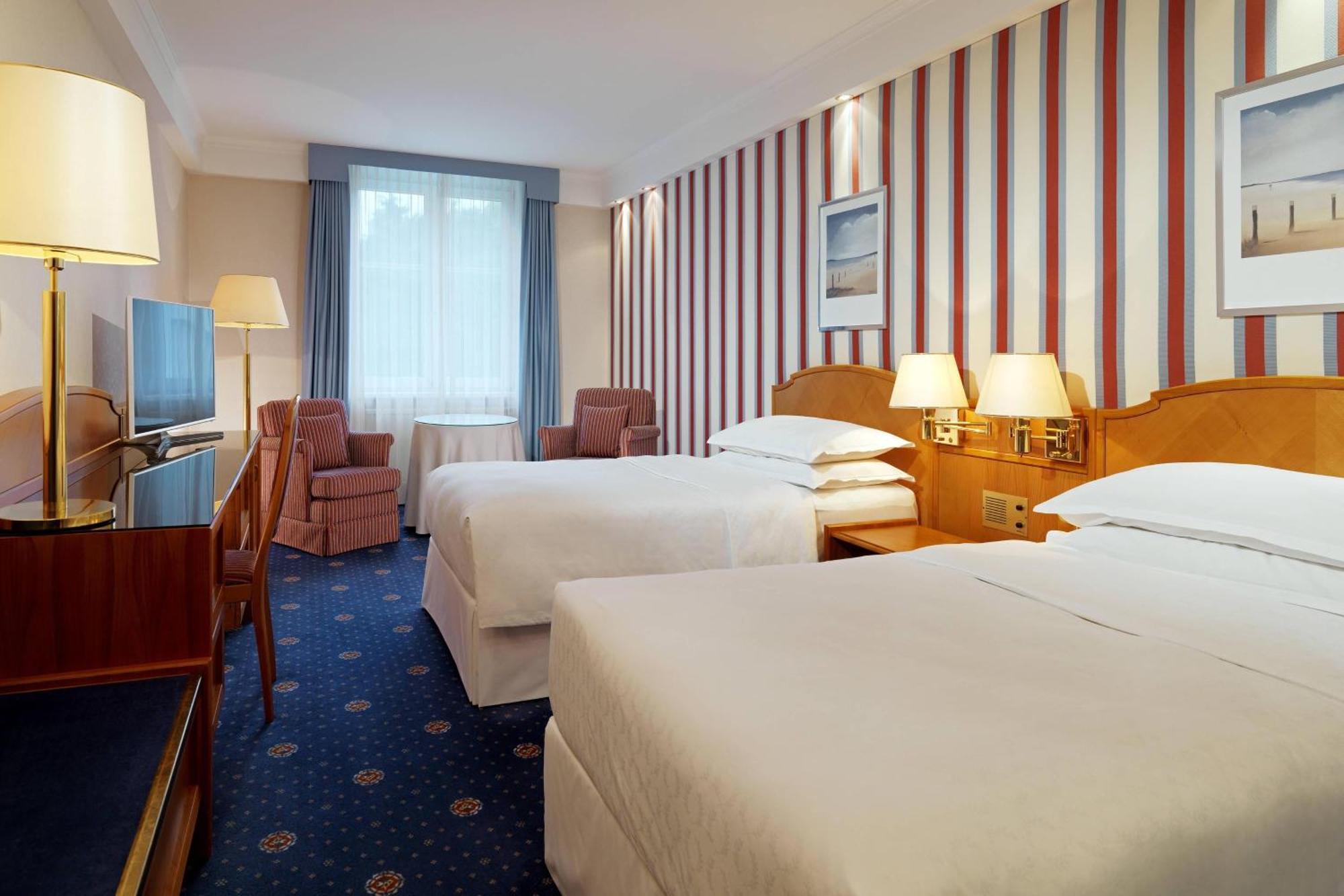 Sheraton Grand Salzburg Exterior photo