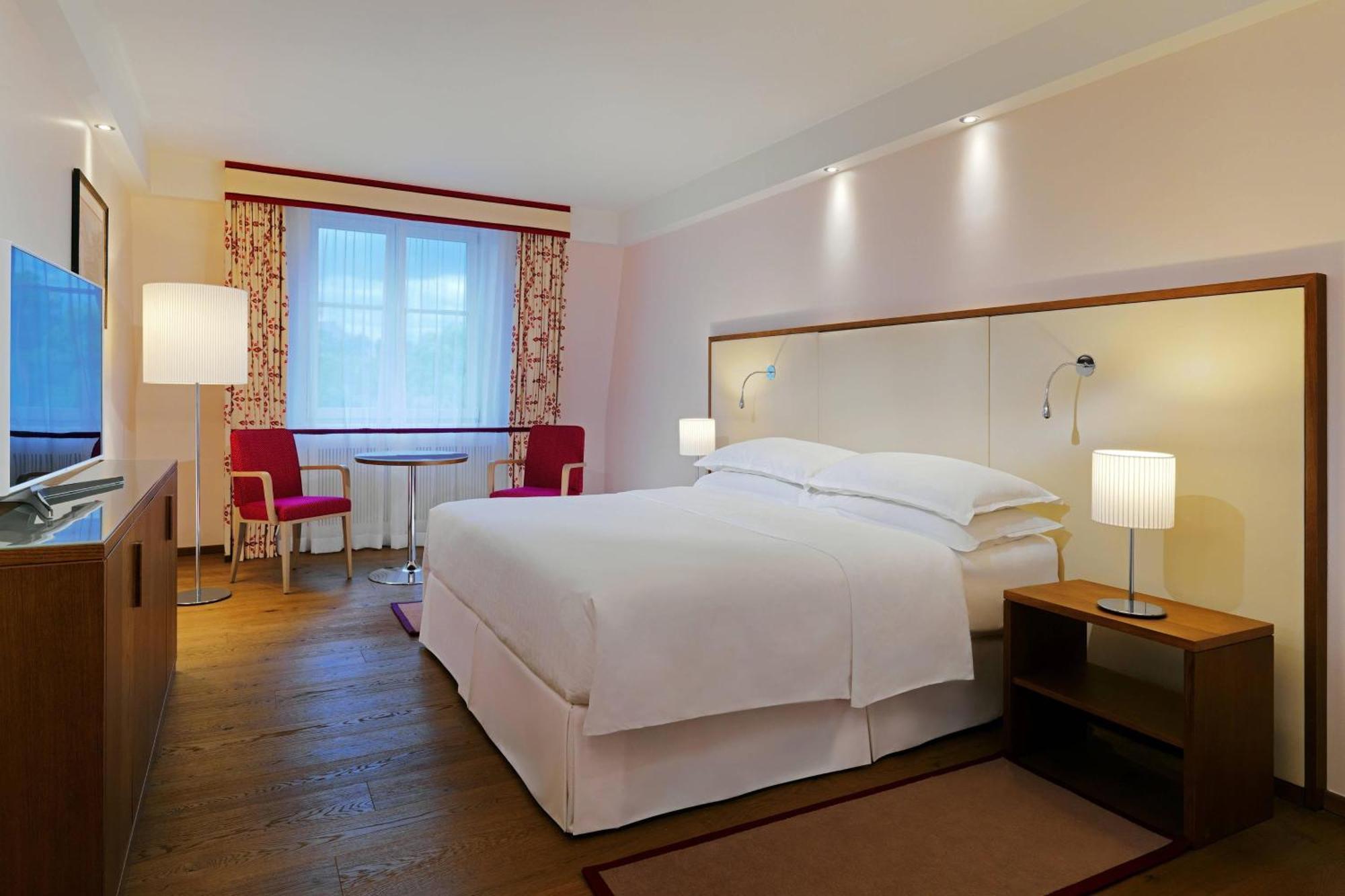 Sheraton Grand Salzburg Exterior photo