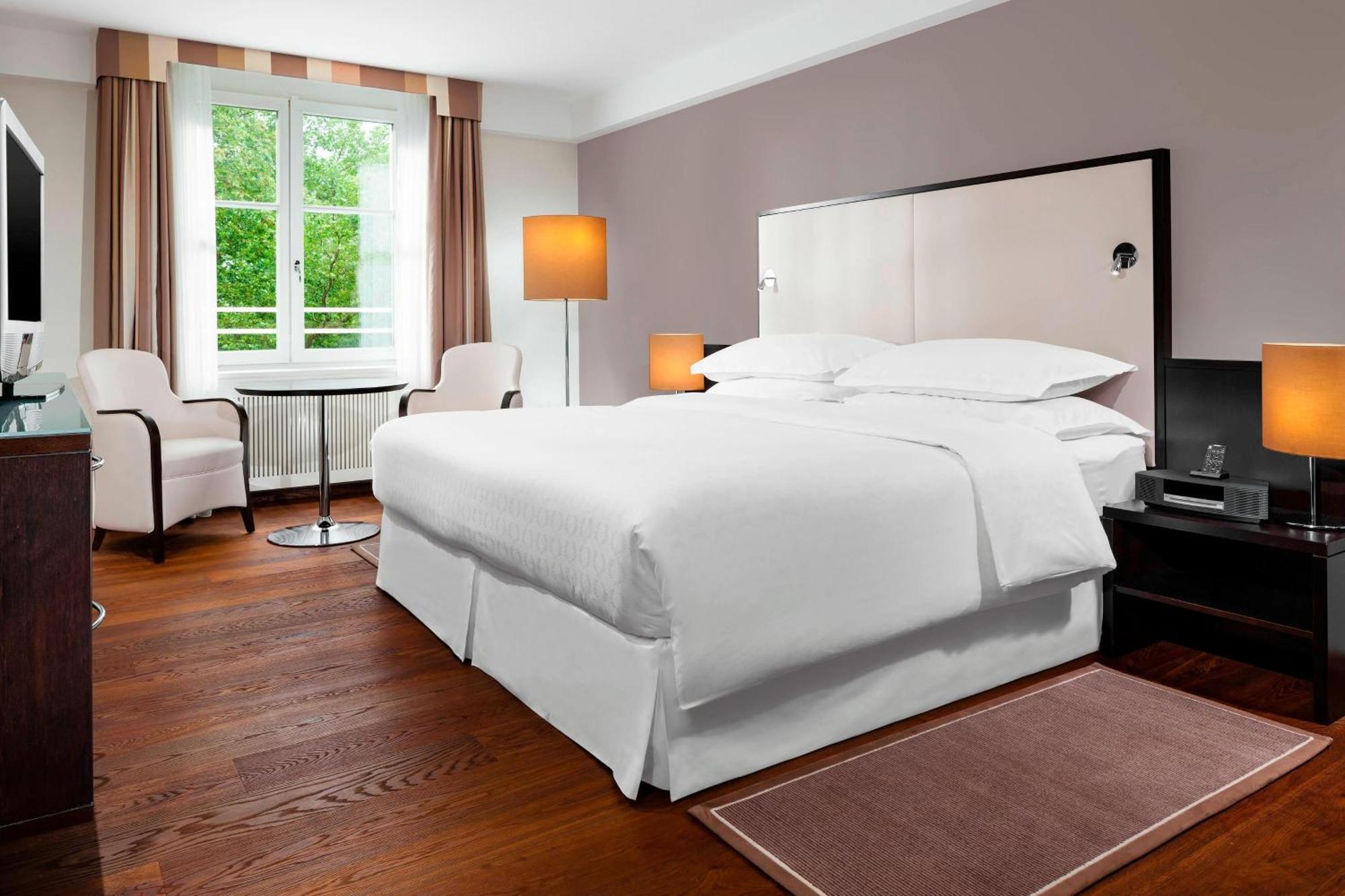 Sheraton Grand Salzburg Exterior photo